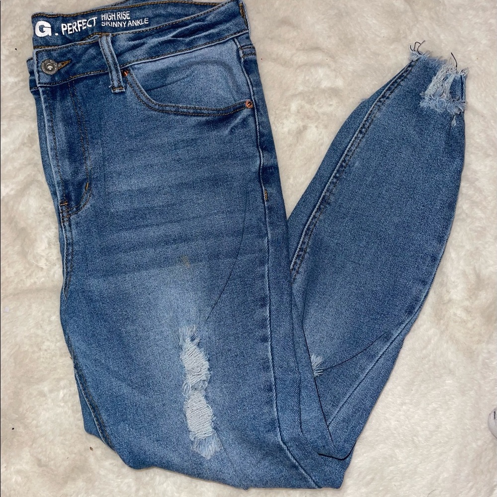 S.O.N.G JEANS